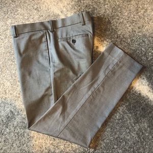 Banana Republic men’s tapered pant, like new, grey, 32x30. Bundle for discount!